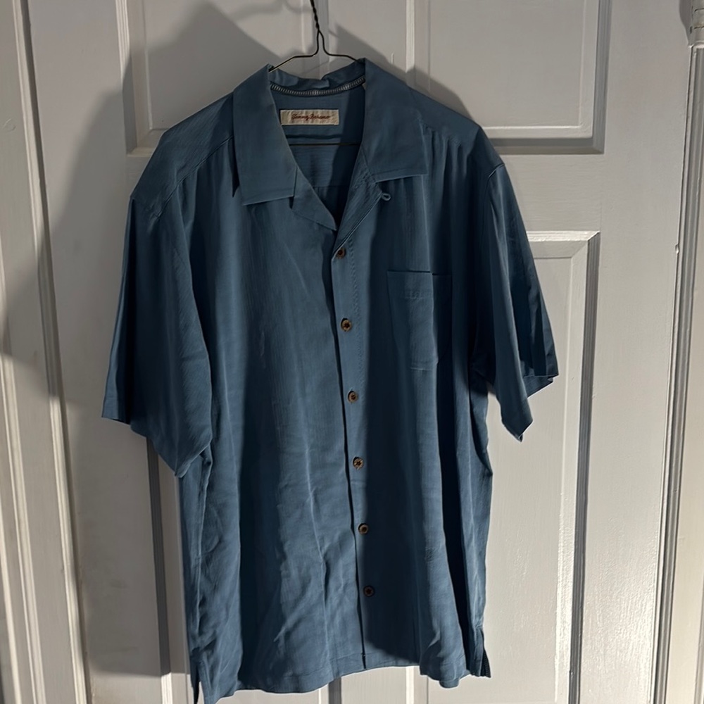 Tommy Bahama Blue Casual Button Down Shirt with Relaxed Fit